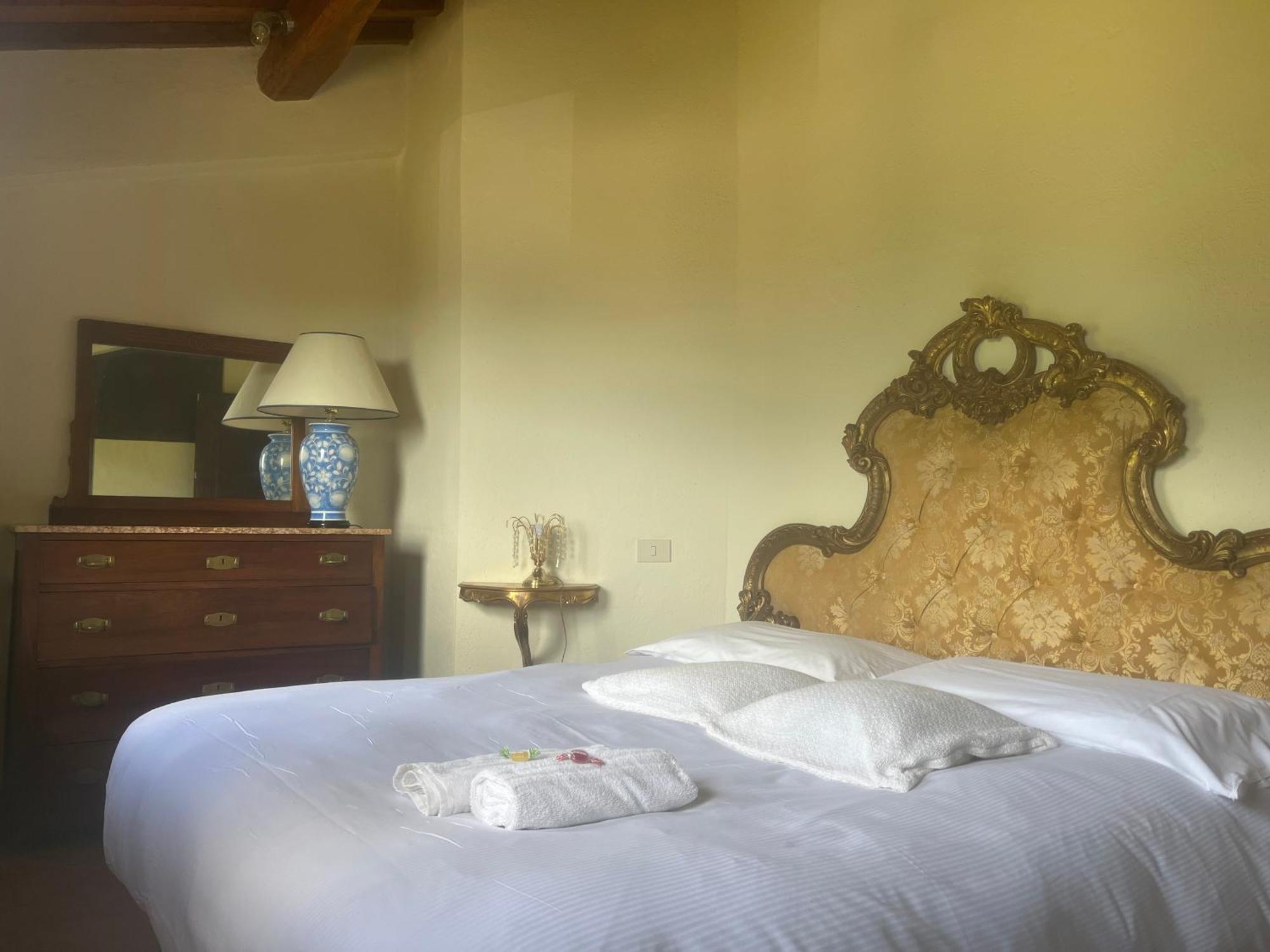 Il Fiorino Di Badia Apartment Badia A Passigano Bagian luar foto
